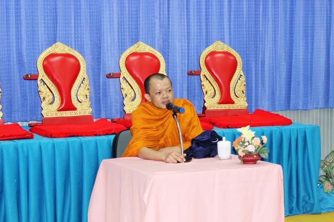 โครงการสืบสานประเพณีวันสงกรานต ์ วันอังคารที่ 9 เมษายน 2556 เวลา 08.30 - 13.00 น. ณ ห้องแหล่งการเรียนรู้ คณะศึกษาศาสตร์ มหาวิทยาลัยทักษิณ ภาพที่ 58