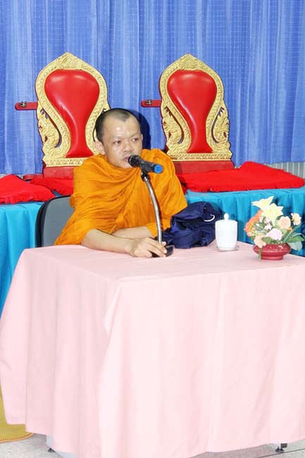 โครงการสืบสานประเพณีวันสงกรานต ์ วันอังคารที่ 9 เมษายน 2556 เวลา 08.30 - 13.00 น. ณ ห้องแหล่งการเรียนรู้ คณะศึกษาศาสตร์ มหาวิทยาลัยทักษิณ ภาพที่ 59
