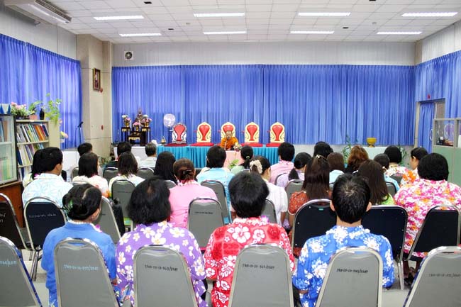 โครงการสืบสานประเพณีวันสงกรานต ์ วันอังคารที่ 9 เมษายน 2556 เวลา 08.30 - 13.00 น. ณ ห้องแหล่งการเรียนรู้ คณะศึกษาศาสตร์ มหาวิทยาลัยทักษิณ ภาพที่ 63