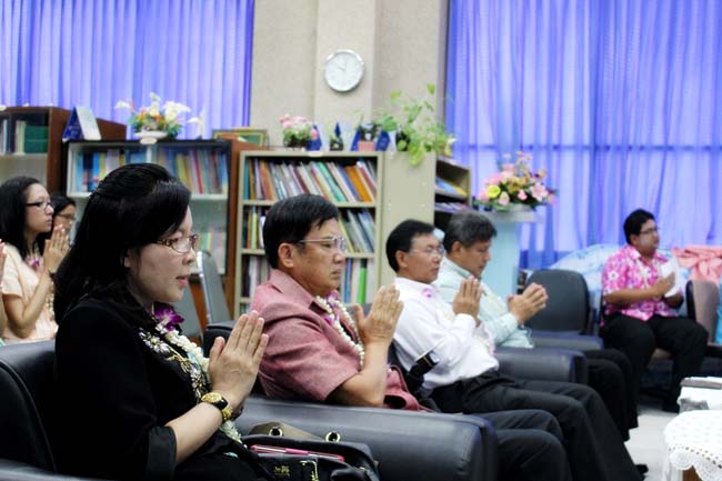 โครงการสืบสานประเพณีวันสงกรานต ์ วันอังคารที่ 9 เมษายน 2556 เวลา 08.30 - 13.00 น. ณ ห้องแหล่งการเรียนรู้ คณะศึกษาศาสตร์ มหาวิทยาลัยทักษิณ ภาพที่ 126