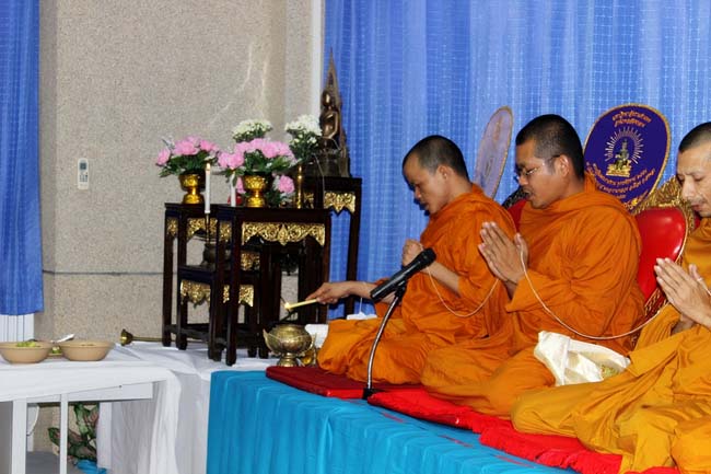 โครงการสืบสานประเพณีวันสงกรานต ์ วันอังคารที่ 9 เมษายน 2556 เวลา 08.30 - 13.00 น. ณ ห้องแหล่งการเรียนรู้ คณะศึกษาศาสตร์ มหาวิทยาลัยทักษิณ ภาพที่ 145