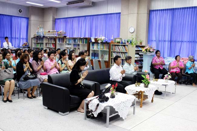 โครงการสืบสานประเพณีวันสงกรานต ์ วันอังคารที่ 9 เมษายน 2556 เวลา 08.30 - 13.00 น. ณ ห้องแหล่งการเรียนรู้ คณะศึกษาศาสตร์ มหาวิทยาลัยทักษิณ ภาพที่ 195