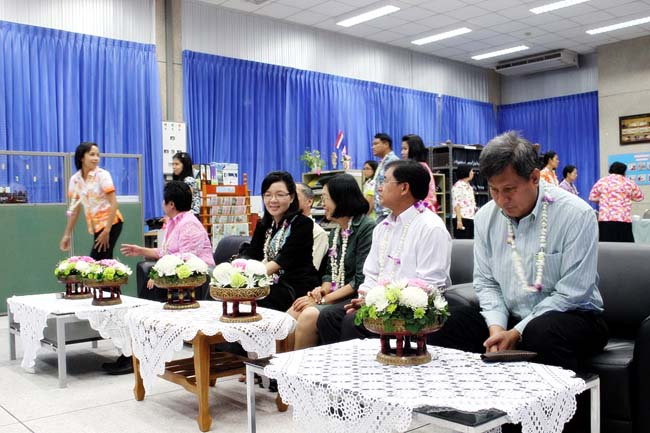 โครงการสืบสานประเพณีวันสงกรานต ์ วันอังคารที่ 9 เมษายน 2556 เวลา 08.30 - 13.00 น. ณ ห้องแหล่งการเรียนรู้ คณะศึกษาศาสตร์ มหาวิทยาลัยทักษิณ ภาพที่ 205