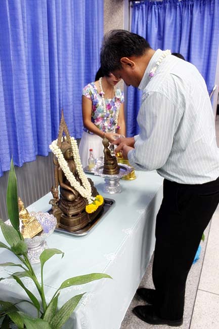 โครงการสืบสานประเพณีวันสงกรานต ์ วันอังคารที่ 9 เมษายน 2556 เวลา 08.30 - 13.00 น. ณ ห้องแหล่งการเรียนรู้ คณะศึกษาศาสตร์ มหาวิทยาลัยทักษิณ ภาพที่ 216