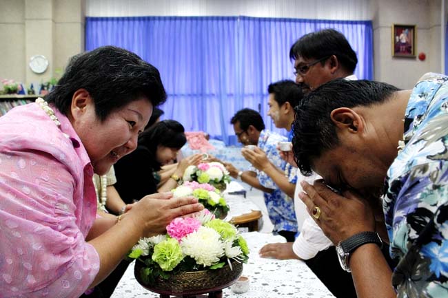 โครงการสืบสานประเพณีวันสงกรานต ์ วันอังคารที่ 9 เมษายน 2556 เวลา 08.30 - 13.00 น. ณ ห้องแหล่งการเรียนรู้ คณะศึกษาศาสตร์ มหาวิทยาลัยทักษิณ ภาพที่ 270