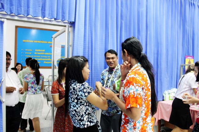 โครงการสืบสานประเพณีวันสงกรานต ์ วันอังคารที่ 9 เมษายน 2556 เวลา 08.30 - 13.00 น. ณ ห้องแหล่งการเรียนรู้ คณะศึกษาศาสตร์ มหาวิทยาลัยทักษิณ ภาพที่ 286