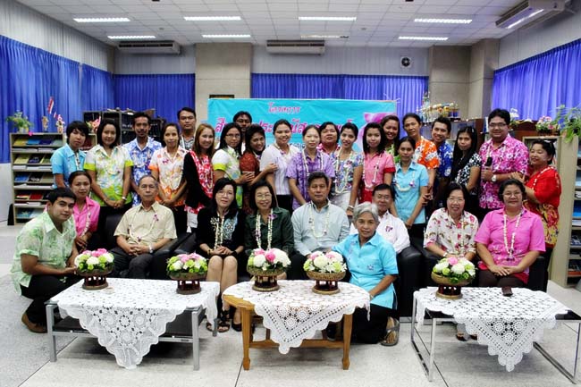 โครงการสืบสานประเพณีวันสงกรานต ์ วันอังคารที่ 9 เมษายน 2556 เวลา 08.30 - 13.00 น. ณ ห้องแหล่งการเรียนรู้ คณะศึกษาศาสตร์ มหาวิทยาลัยทักษิณ ภาพที่ 301