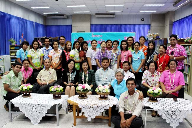 โครงการสืบสานประเพณีวันสงกรานต ์ วันอังคารที่ 9 เมษายน 2556 เวลา 08.30 - 13.00 น. ณ ห้องแหล่งการเรียนรู้ คณะศึกษาศาสตร์ มหาวิทยาลัยทักษิณ ภาพที่ 302