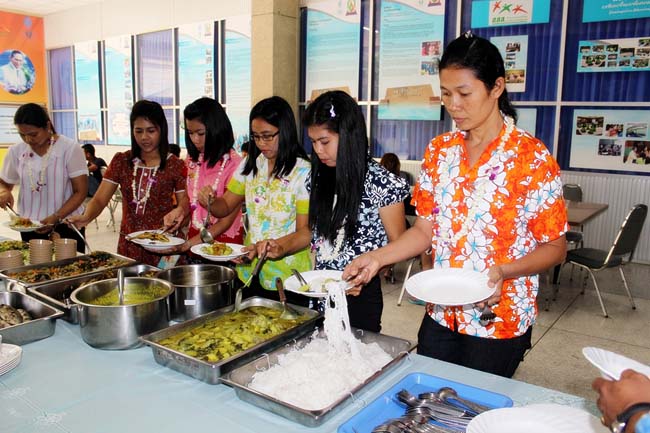 โครงการสืบสานประเพณีวันสงกรานต ์ วันอังคารที่ 9 เมษายน 2556 เวลา 08.30 - 13.00 น. ณ ห้องแหล่งการเรียนรู้ คณะศึกษาศาสตร์ มหาวิทยาลัยทักษิณ ภาพที่ 307