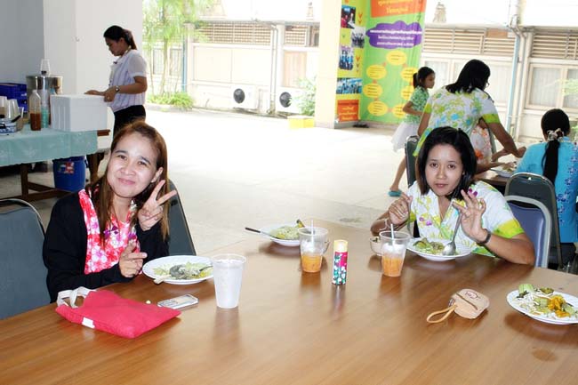 โครงการสืบสานประเพณีวันสงกรานต ์ วันอังคารที่ 9 เมษายน 2556 เวลา 08.30 - 13.00 น. ณ ห้องแหล่งการเรียนรู้ คณะศึกษาศาสตร์ มหาวิทยาลัยทักษิณ ภาพที่ 309