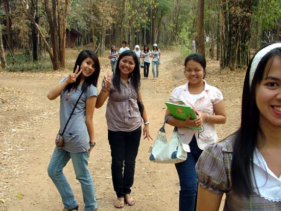 กิจกรรมอบรมและศึกษาดูงานนักศึกษาหลักสูตรครู 5 ปี ภาพที่ 84