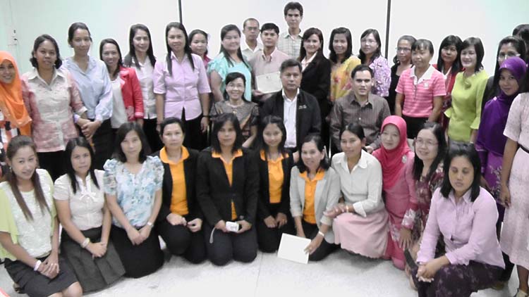 การอบรมพัฒนาครูและบุคลากรทางการศึกษา รุ่นที่ 9 ภาพที่ 64