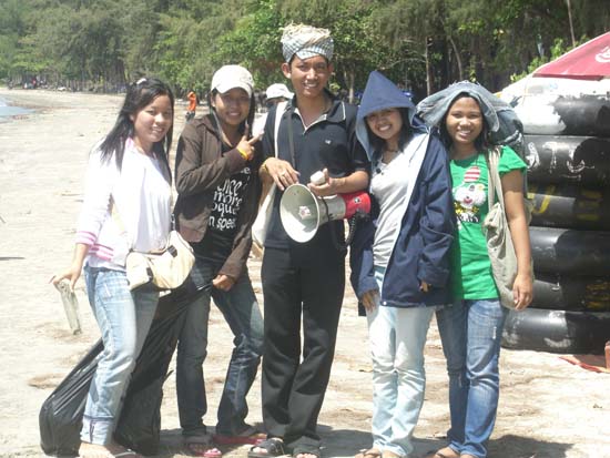 โครงการเยาวชนคนดีบำเพ็ญประโยชน์ ณ หาดปากเมง ภาพที่ 28
