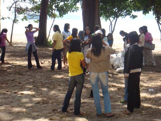 โครงการเยาวชนคนดีบำเพ็ญประโยชน์ ณ หาดปากเมง ภาพที่ 48