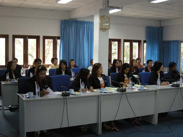 สำนักงานคณะศึกษาศาสตร์ ศึกษาดูงาน ณ คณะศึกษาศาสตร์ มหาวิทยาลัยเชียงใหม่ ในวันที่ 2 กุมภาพันธ์ พ.ศ. 2555 ภาพที่ 11