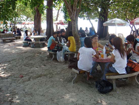 โครงการเยาวชนคนดีบำเพ็ญประโยชน์ ณ หาดปากเมง ภาพที่ 59