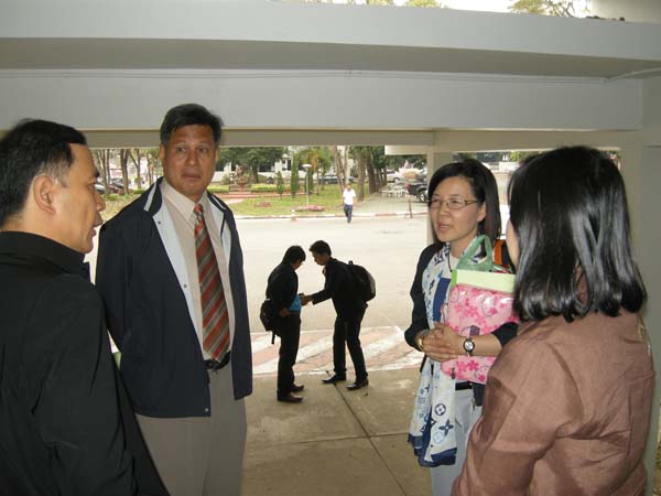 สำนักงานคณะศึกษาศาสตร์ ศึกษาดูงาน ณ คณะศึกษาศาสตร์ มหาวิทยาลัยเชียงใหม่ ในวันที่ 2 กุมภาพันธ์ พ.ศ. 2555 ภาพที่ 42