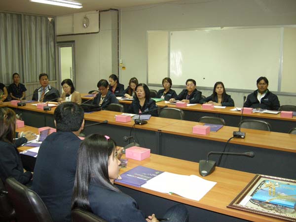 สำนักงานคณะศึกษาศาสตร์ ศึกษาดูงาน ณ คณะครุศาสตร์ มหาวิทยาลัยราชภัฏเชียงใหม่ ในวันที่ 3 กุมภาพันธ์ พ.ศ. 2555 ภาพที่ 11