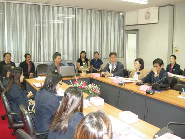 สำนักงานคณะศึกษาศาสตร์ ศึกษาดูงาน ณ คณะครุศาสตร์ มหาวิทยาลัยราชภัฏเชียงใหม่ ในวันที่ 3 กุมภาพันธ์ พ.ศ. 2555 ภาพที่ 18