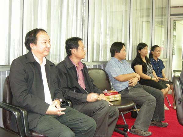 สำนักงานคณะศึกษาศาสตร์ ศึกษาดูงาน ณ คณะครุศาสตร์ มหาวิทยาลัยราชภัฏเชียงใหม่ ในวันที่ 3 กุมภาพันธ์ พ.ศ. 2555 ภาพที่ 26