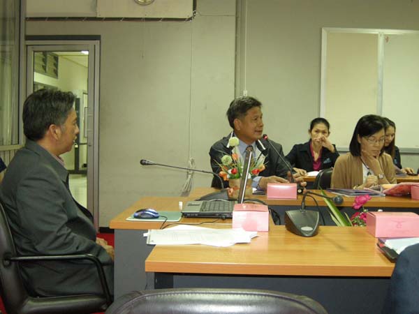 สำนักงานคณะศึกษาศาสตร์ ศึกษาดูงาน ณ คณะครุศาสตร์ มหาวิทยาลัยราชภัฏเชียงใหม่ ในวันที่ 3 กุมภาพันธ์ พ.ศ. 2555 ภาพที่ 27