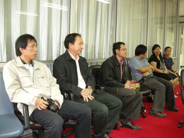 สำนักงานคณะศึกษาศาสตร์ ศึกษาดูงาน ณ คณะครุศาสตร์ มหาวิทยาลัยราชภัฏเชียงใหม่ ในวันที่ 3 กุมภาพันธ์ พ.ศ. 2555 ภาพที่ 35