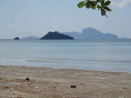 โครงการเยาวชนคนดีบำเพ็ญประโยชน์ ณ หาดปากเมง ภาพที่ 68
