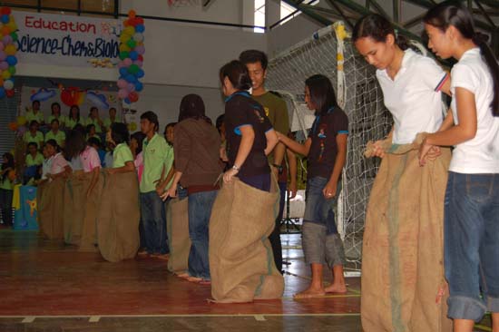 กิจกรรมกีฬาสีและประกวดกองเชียร์ คณะศึกษาศาสตร์ ภาพที่ 19