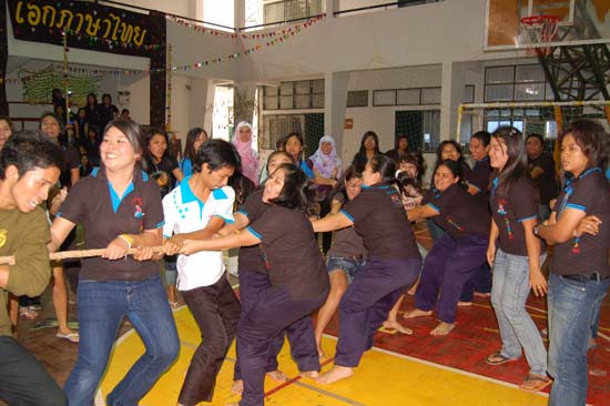 กิจกรรมกีฬาสีและประกวดกองเชียร์ คณะศึกษาศาสตร์ ภาพที่ 27