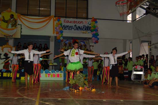 กิจกรรมกีฬาสีและประกวดกองเชียร์ คณะศึกษาศาสตร์ ภาพที่ 45