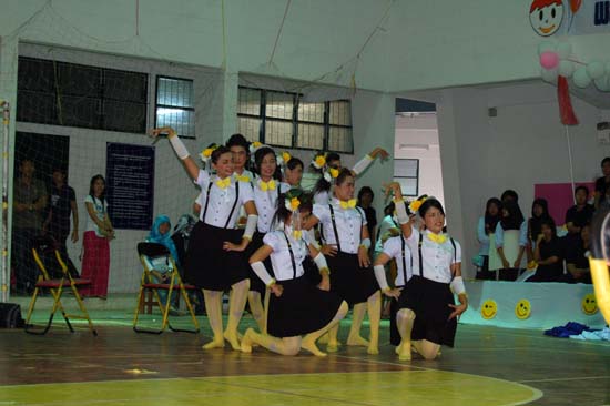 กิจกรรมกีฬาสีและประกวดกองเชียร์ คณะศึกษาศาสตร์ ภาพที่ 51
