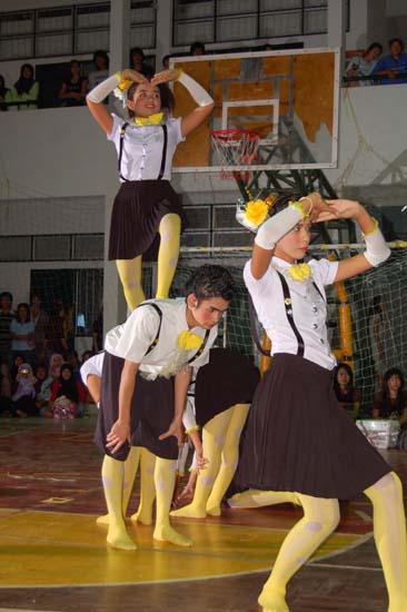 กิจกรรมกีฬาสีและประกวดกองเชียร์ คณะศึกษาศาสตร์ ภาพที่ 57