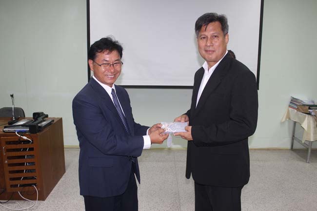 โครงการพัฒนาบุคลากรทางการศึกษาเพื่อให้มีหรือเลือนเป็นวิทยฐานะ ผอ./รอง ผอ. เชี่ยวชาญ รุ่นที่ 3 ภาพที่ 93