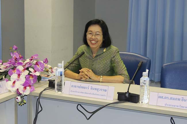 พิธีลงนามการทำสัญญานิสิตทุนมูลนิธิชัยพัฒนา วันพฤหัสบดีที่ 11 กรกฎาคม 2556 ณ ห้องประชุม SC216 อาคารคณะศึกษาศาสตร์ มหาวิทยาลัยทักษิณ วิทยาเขตสงขลา ภาพที่ 20