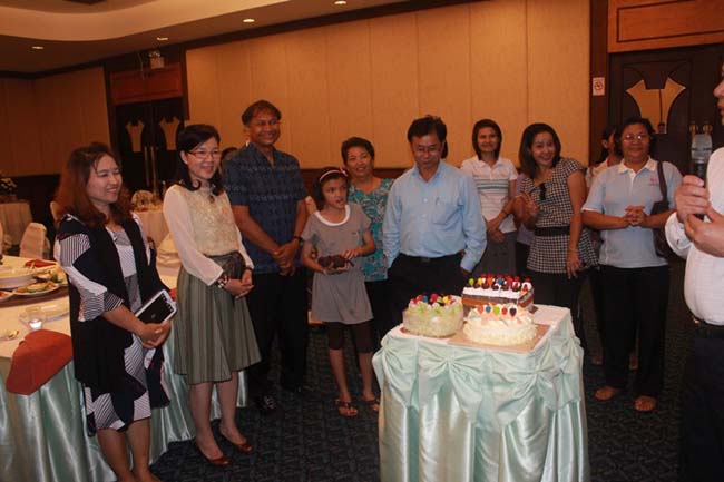 งานแสดงความยินดีเนื่องในวันคล้ายวันเกิดคณบดีคณะศึกษาศาสตร์ ภาพที่ 77