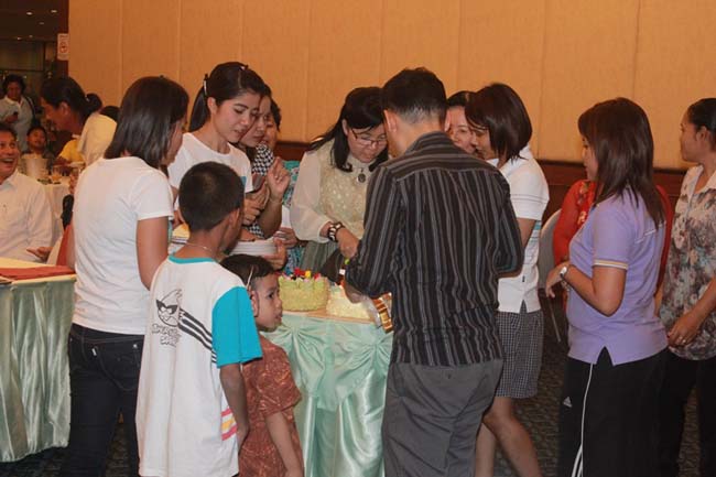 งานแสดงความยินดีเนื่องในวันคล้ายวันเกิดคณบดีคณะศึกษาศาสตร์ ภาพที่ 107
