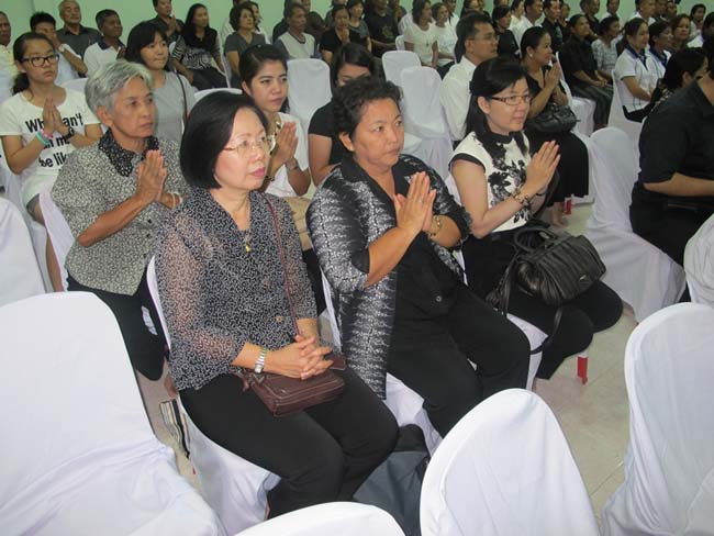 ร่วมงานฌาปนกิจมารดาบุคลากรสำนักงานคณะวิทยาศาสตร์ ภาพที่ 13