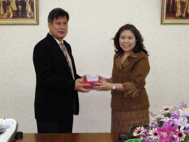 ร่วมต้อนรับ คณะศึกษาดูงาน จากคณะศึกษาศาสตร์ มหาวิทยาลัยศรีนครินทรวิโรฒ วันพุธที่ 7 สิงหาคม 2556 ภาพที่ 74