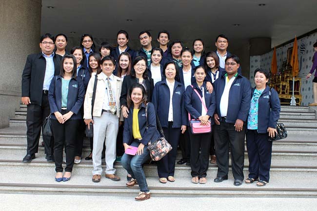 ผู้บริหารและบุคลากรคณะศึกษาศาสตร์ ศึกษาดูงานวิทยาลัยครุศาสตร์ มหาวิทยาลัยธุรกิจบัณฑิตย์ กรุงเทพมหานคร เมื่อวันที่ 6 กันยายน 2556 ภาพที่ 11