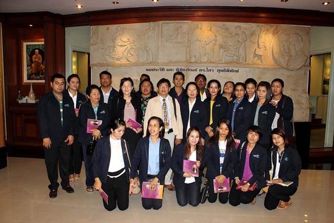 ผู้บริหารและบุคลากรคณะศึกษาศาสตร์ ศึกษาดูงานวิทยาลัยครุศาสตร์ มหาวิทยาลัยธุรกิจบัณฑิตย์ กรุงเทพมหานคร เมื่อวันที่ 6 กันยายน 2556 ภาพที่ 98