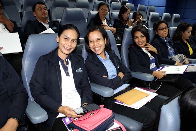 ผู้บริหารและบุคลากรคณะศึกษาศาสตร์ ศึกษาดูงานวิทยาลัยครุศาสตร์ มหาวิทยาลัยธุรกิจบัณฑิตย์ กรุงเทพมหานคร เมื่อวันที่ 6 กันยายน 2556 ภาพที่ 107