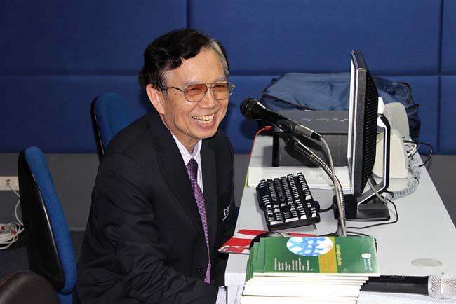 ผู้บริหารและบุคลากรคณะศึกษาศาสตร์ ศึกษาดูงานวิทยาลัยครุศาสตร์ มหาวิทยาลัยธุรกิจบัณฑิตย์ กรุงเทพมหานคร เมื่อวันที่ 6 กันยายน 2556 ภาพที่ 109