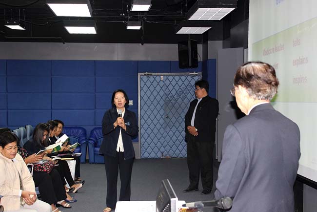 ผู้บริหารและบุคลากรคณะศึกษาศาสตร์ ศึกษาดูงานวิทยาลัยครุศาสตร์ มหาวิทยาลัยธุรกิจบัณฑิตย์ กรุงเทพมหานคร เมื่อวันที่ 6 กันยายน 2556 ภาพที่ 136