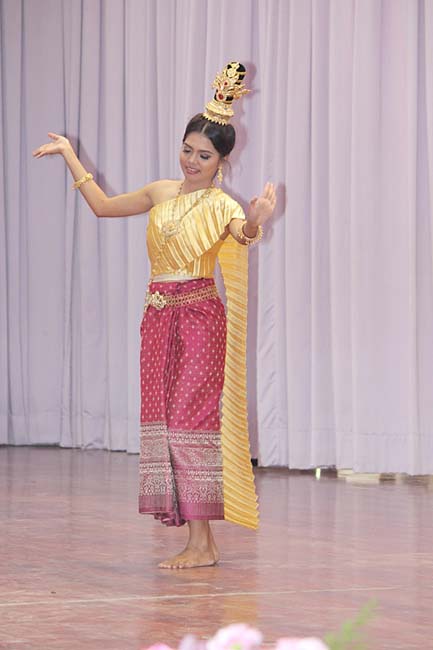 ปฐมนิเทศนิสิตศึกษาศาสตร์ ระดับปริญญาตรี วันที่ 1 มิถุนายน 2556 ณ หอประชุมปาริชาต มหาวิทยาลัยทักษิณ วิทยาเขตสงขลา ภาพที่ 15