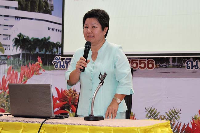 ปฐมนิเทศนิสิตศึกษาศาสตร์ ระดับปริญญาตรี วันที่ 1 มิถุนายน 2556 ณ หอประชุมปาริชาต มหาวิทยาลัยทักษิณ วิทยาเขตสงขลา ภาพที่ 28