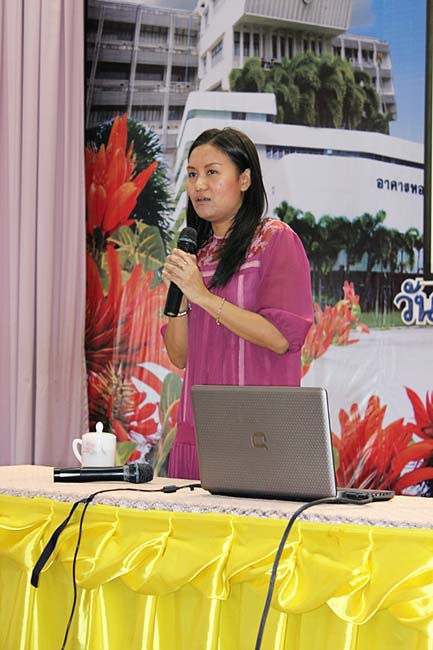 ปฐมนิเทศนิสิตศึกษาศาสตร์ ระดับปริญญาตรี วันที่ 1 มิถุนายน 2556 ณ หอประชุมปาริชาต มหาวิทยาลัยทักษิณ วิทยาเขตสงขลา ภาพที่ 42