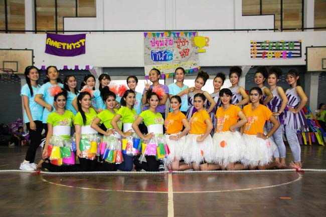 สาขาวิชาการศึกษาปฐมวัย จัดโครงการ “ปฐมวัยซู่ซ่า กีฬาสีซู่ซี่” ในวันเสาร์ที่ 2 พฤศจิกายน 2556 ณ ยิมเนเซียม มหาวิทยาลัยทักษิณ ภาพที่ 55