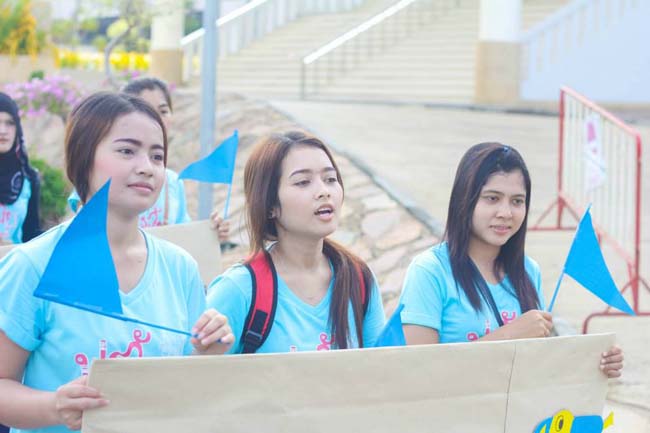 สาขาวิชาการศึกษาปฐมวัย จัดโครงการ “ปฐมวัยซู่ซ่า กีฬาสีซู่ซี่” ในวันเสาร์ที่ 2 พฤศจิกายน 2556 ณ ยิมเนเซียม มหาวิทยาลัยทักษิณ ภาพที่ 78