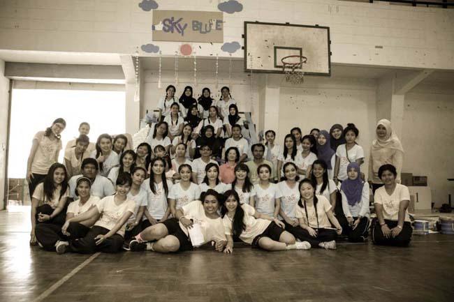 สาขาวิชาการศึกษาปฐมวัย จัดโครงการ “ปฐมวัยซู่ซ่า กีฬาสีซู่ซี่” ในวันเสาร์ที่ 2 พฤศจิกายน 2556 ณ ยิมเนเซียม มหาวิทยาลัยทักษิณ ภาพที่ 86