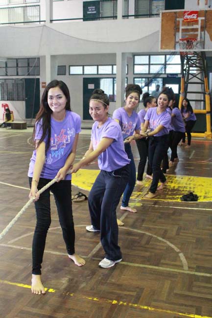 สาขาวิชาการศึกษาปฐมวัย จัดโครงการ “ปฐมวัยซู่ซ่า กีฬาสีซู่ซี่” ในวันเสาร์ที่ 2 พฤศจิกายน 2556 ณ ยิมเนเซียม มหาวิทยาลัยทักษิณ ภาพที่ 117